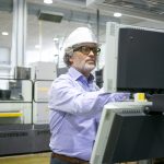 Innovazioni nei Display Industriali: Soluzioni Avanzate per Ambienti di Lavoro Moderni